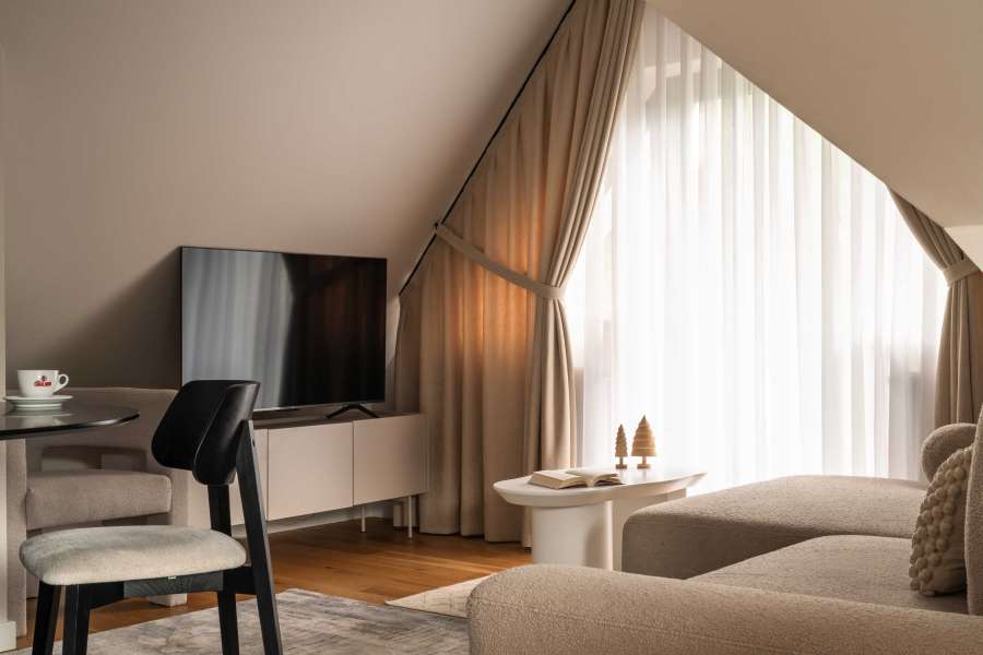 Apartament 8